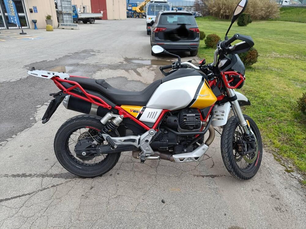 Moto Guzzi V85 TT (2019 - 20) (4)