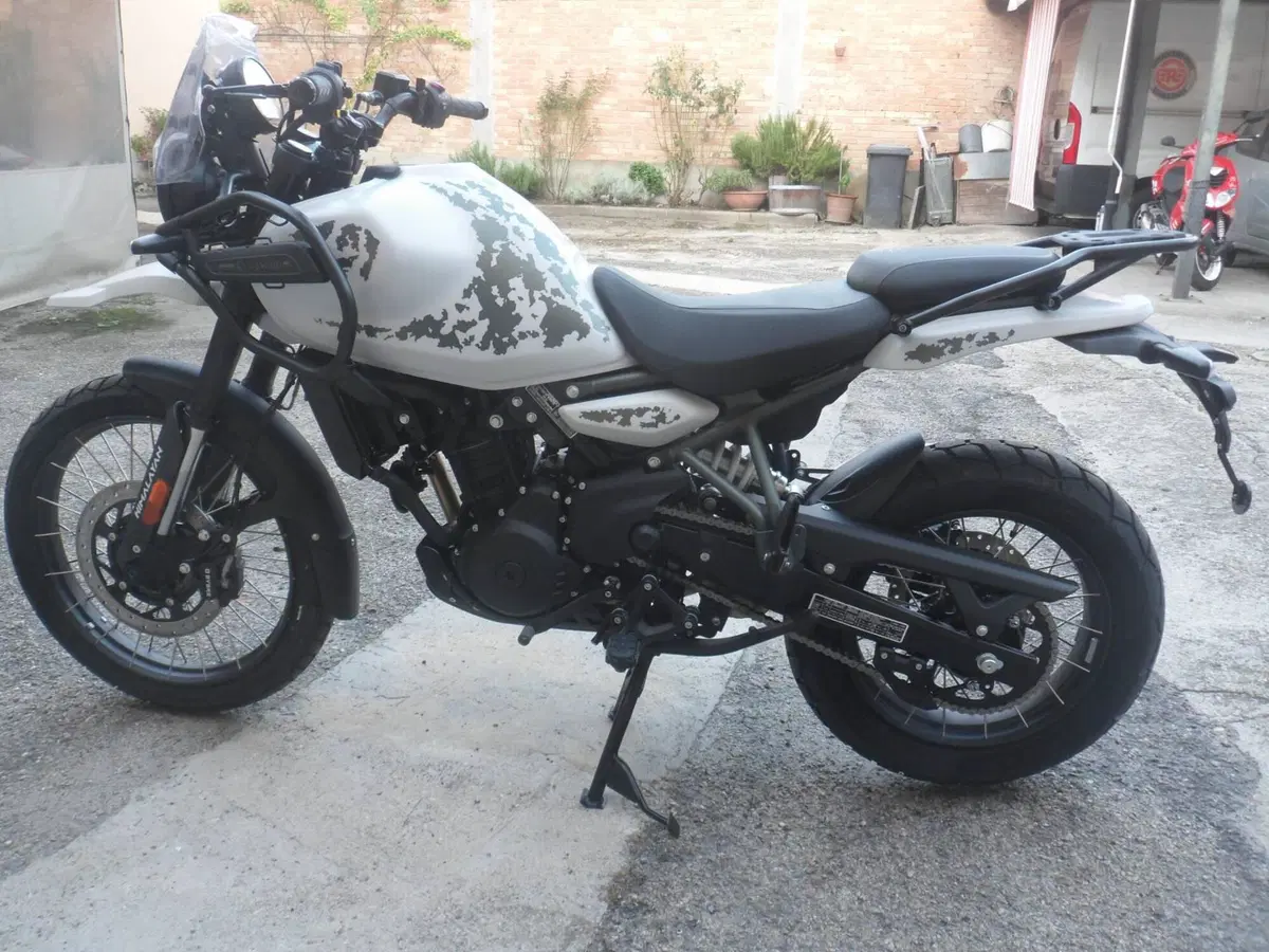 Royal Enfield Himalayan 450 (2024 - 26) (6)