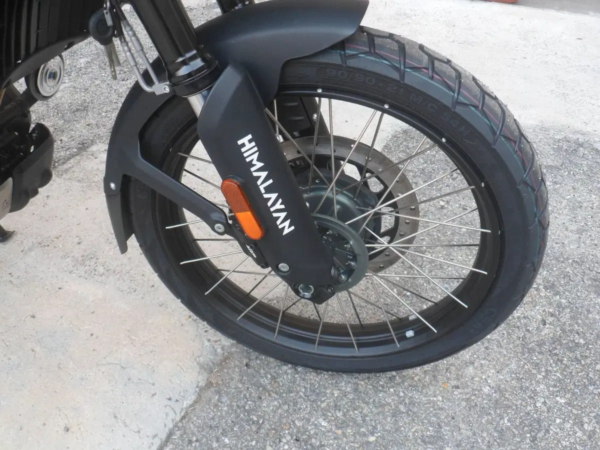 Royal Enfield Himalayan 450 (2024 - 26) (10)