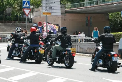 La Catalogna fa marcia indietro sul suo piano per eliminare le moto a motore termico entro il 2030