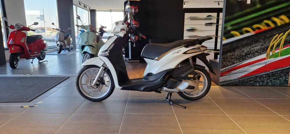 Piaggio Liberty 150 3V ABS (2021 - 24) (3)