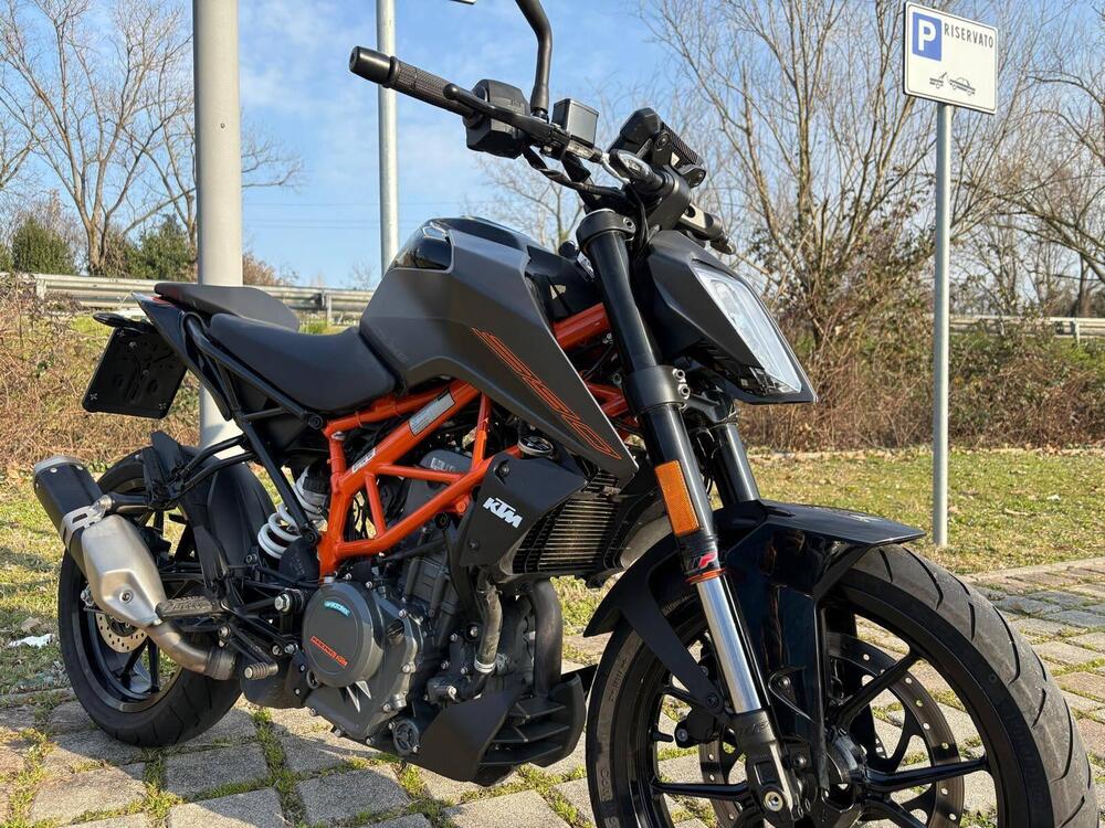 KTM 390 Duke (2021 - 23) (2)