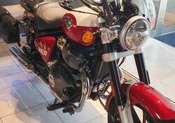 Royal Enfield Super Meteor 650 (2023 - 25) nuova