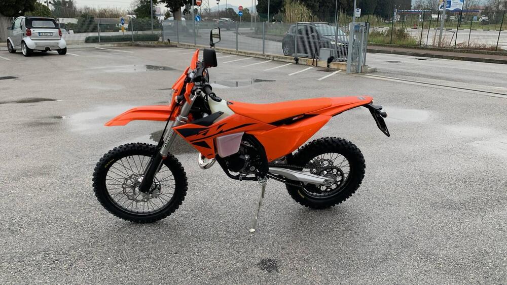 KTM 125 XC-W (2025) (2)