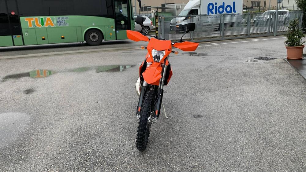 KTM 125 XC-W (2025) (3)