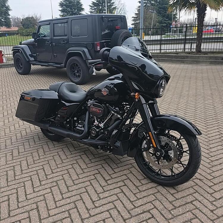 Harley-Davidson 114 Street Glide Special (2019 - 20) - FLHXS (4)