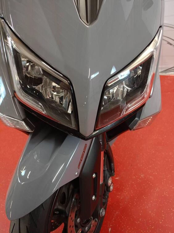 Yamaha T-Max 530 (2015 - 16) (5)