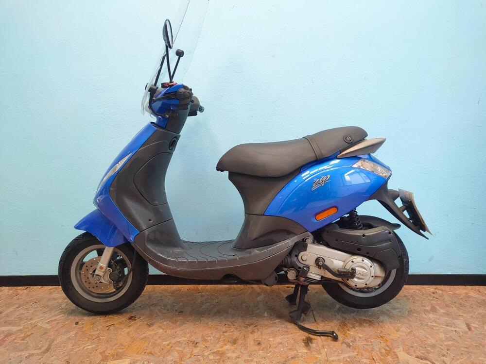 Piaggio Zip 50 4T (2000 - 17) (4)