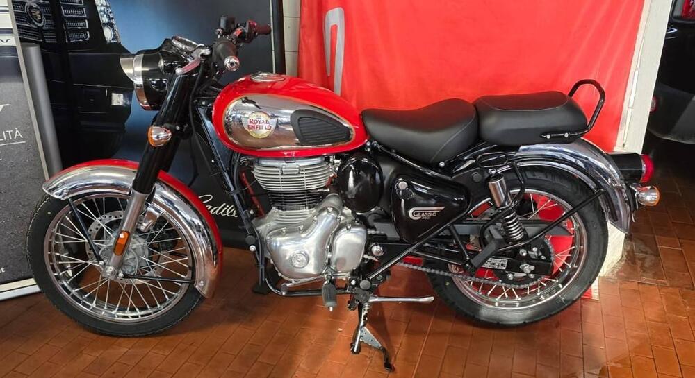 Royal Enfield Classic 350 (2021 - 25) (2)