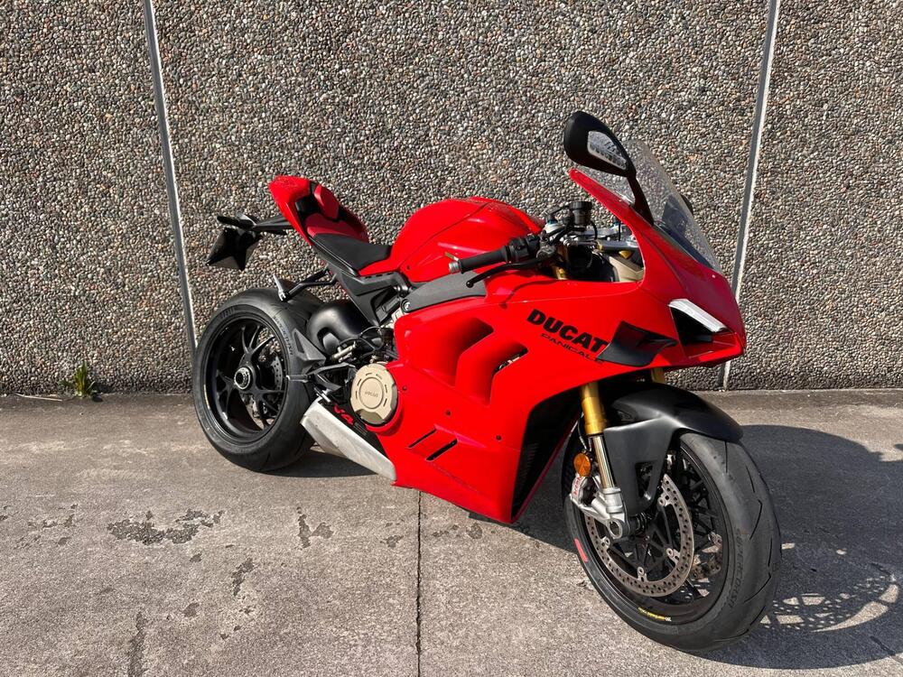 Ducati Panigale V4 S (2022 - 24) (4)