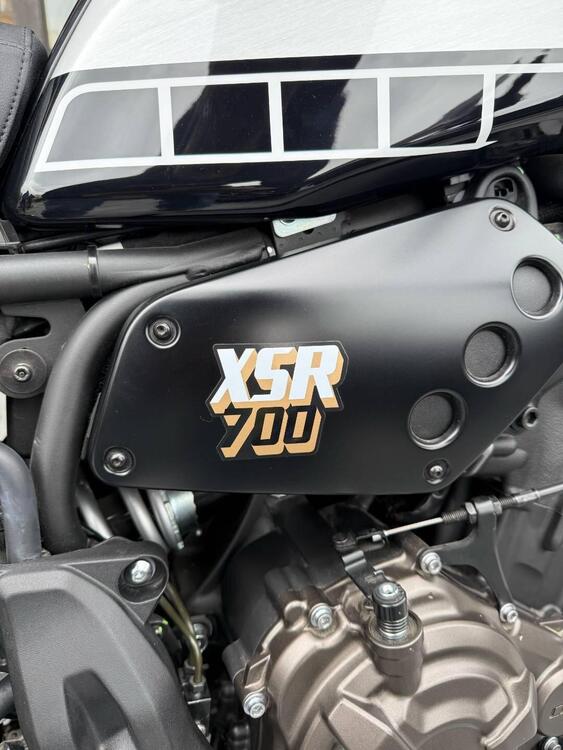 Yamaha XSR 700 Legacy (2023 - 25) (2)