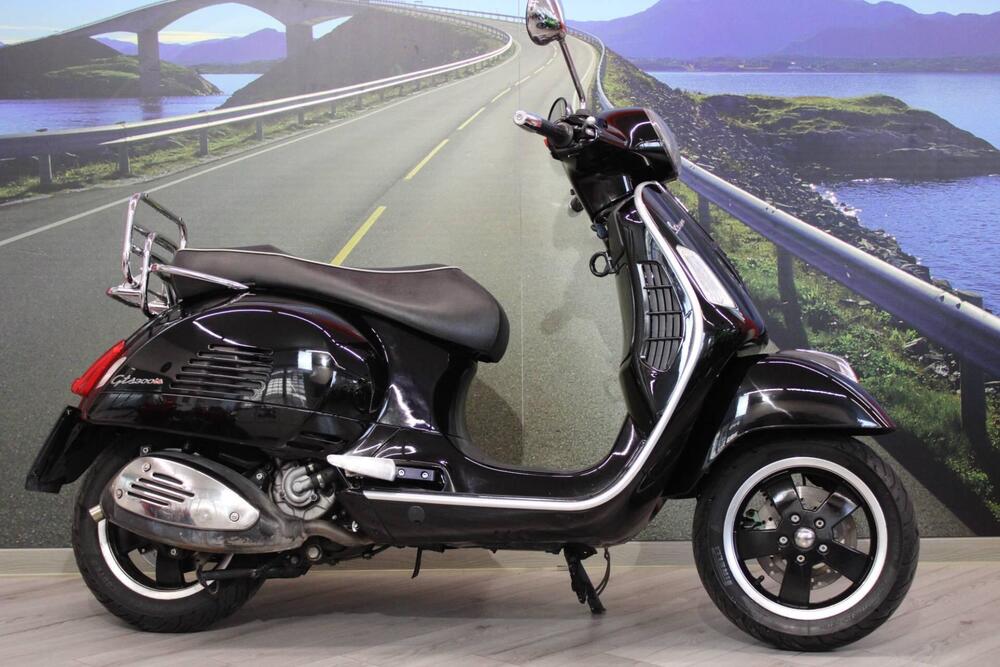 Vespa GTS 300 Super (2008 - 16) (5)