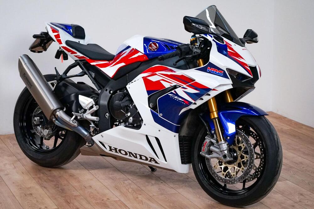 Honda CBR 1000 RR-R Fireblade (2020 - 21) (2)