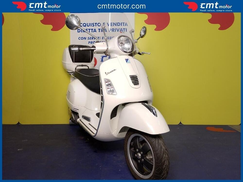 Vespa GTS 300 (2010 - 14) (2)