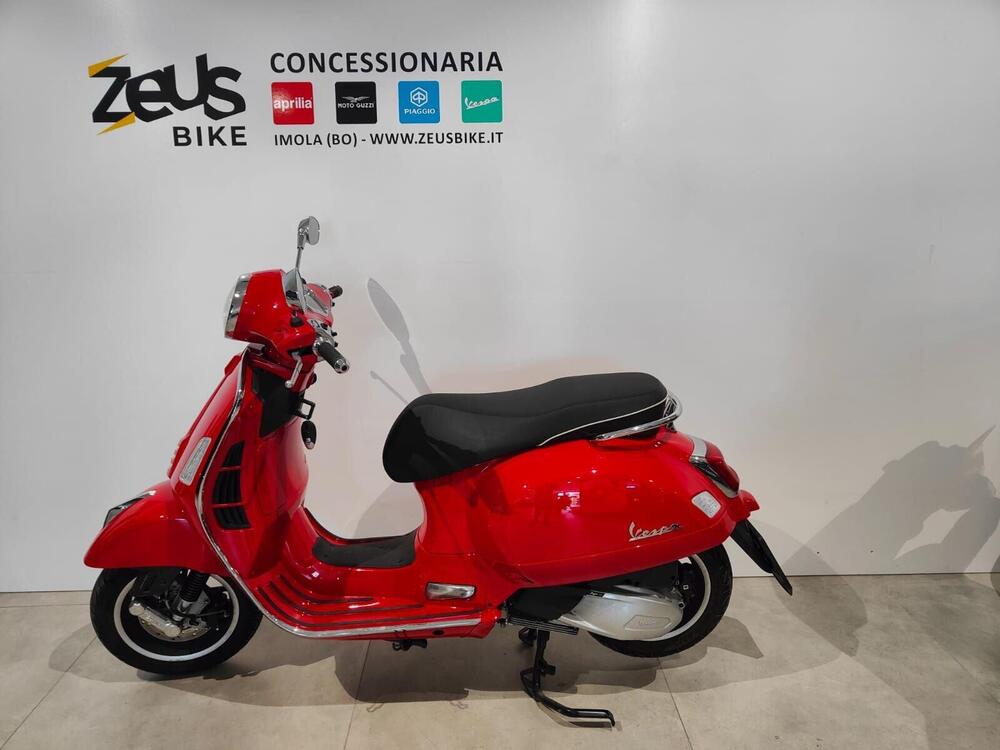 Vespa GTS 300 Super Sport (2023 - 24) (4)