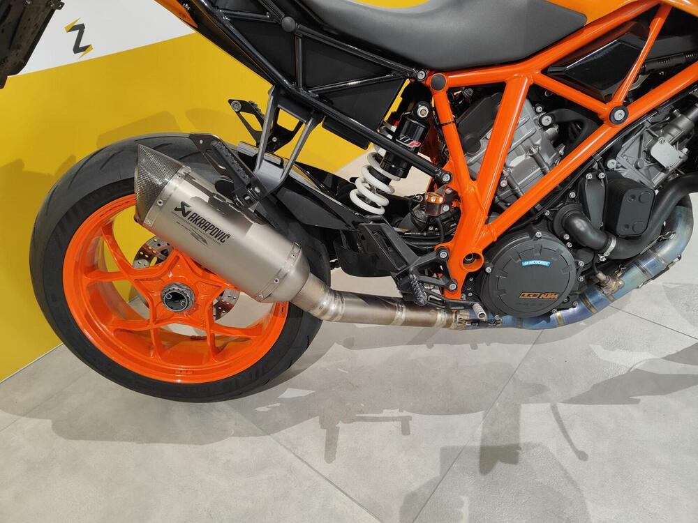 KTM 1290 Super Duke R ABS (2017 - 18) (4)