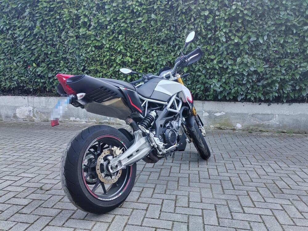 Aprilia Dorsoduro 750 ABS (2009 - 17) (5)