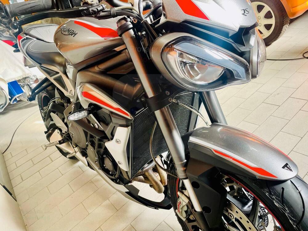 Triumph Street Triple RS (2020 - 22) (5)