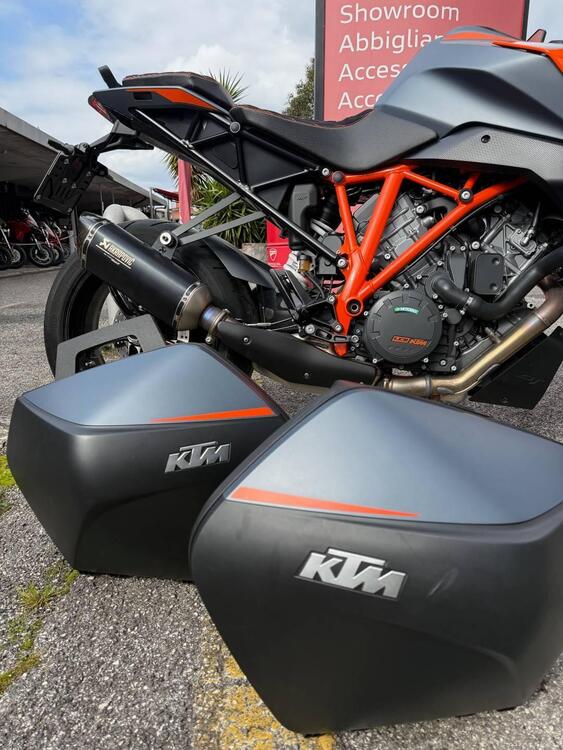 KTM 1290 Super Duke GT (2022 - 24) (5)