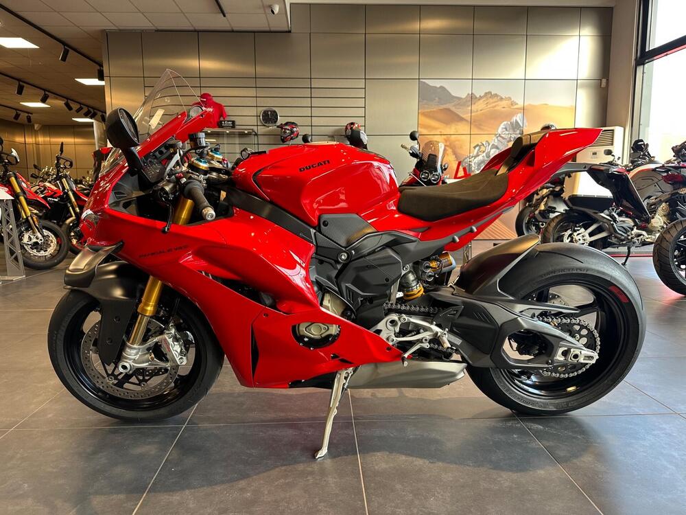 Ducati Panigale V4 S (2025) (2)