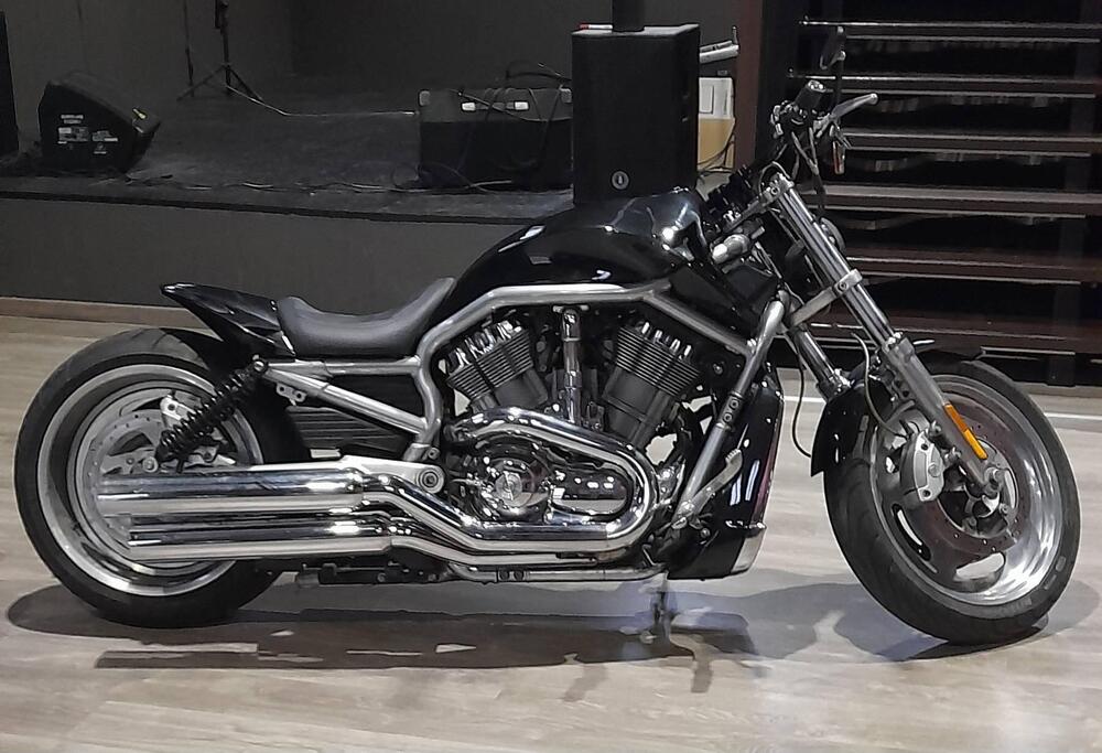 Harley-Davidson 1130 V-Rod (2007) - VRSCAW