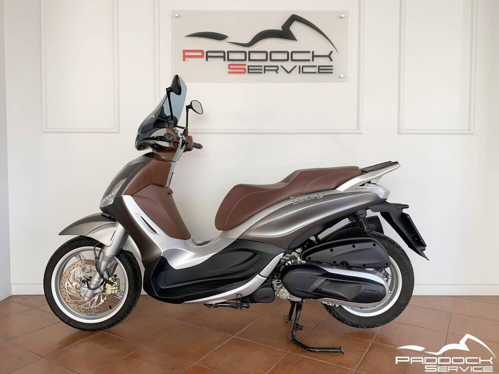 Piaggio Beverly 350 ABS (2016 - 20) (4)