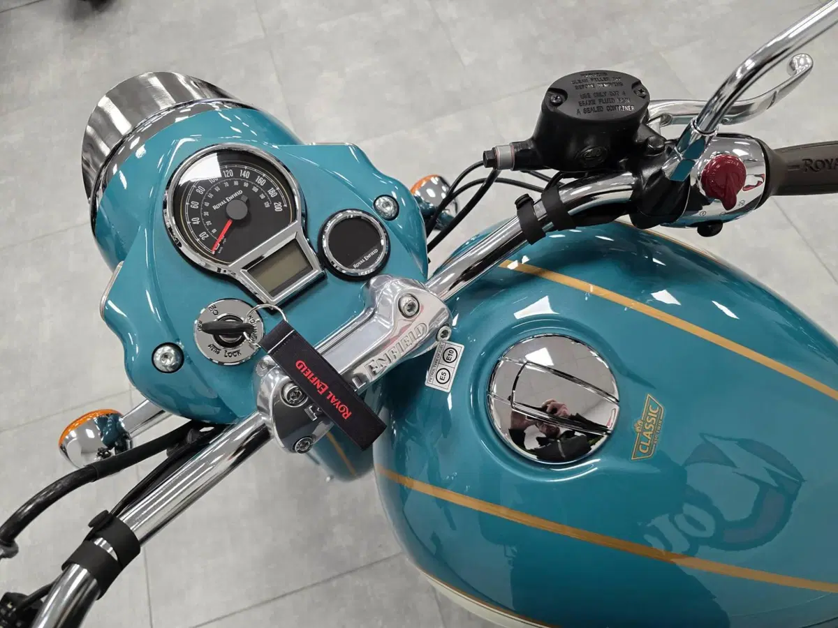 Royal Enfield Classic 650 (2025 - 26) (4)