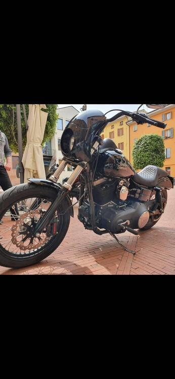 Harley-Davidson 1690 Street Bob Special (2015 - 16) - FXDB (3)