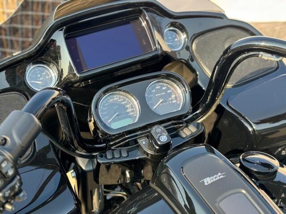 Harley-Davidson Road Glide ST (2022 - 23) (4)