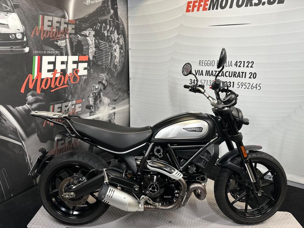 Ducati Scrambler 800 Icon Dark (2021 - 22)