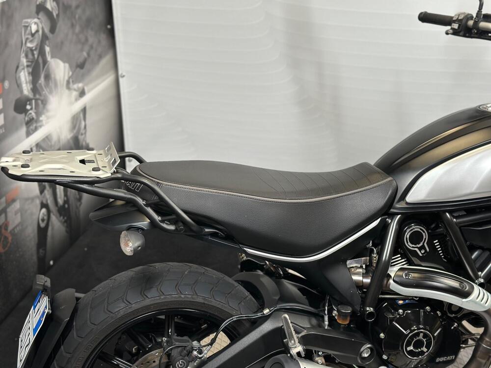 Ducati Scrambler 800 Icon Dark (2021 - 22) (3)