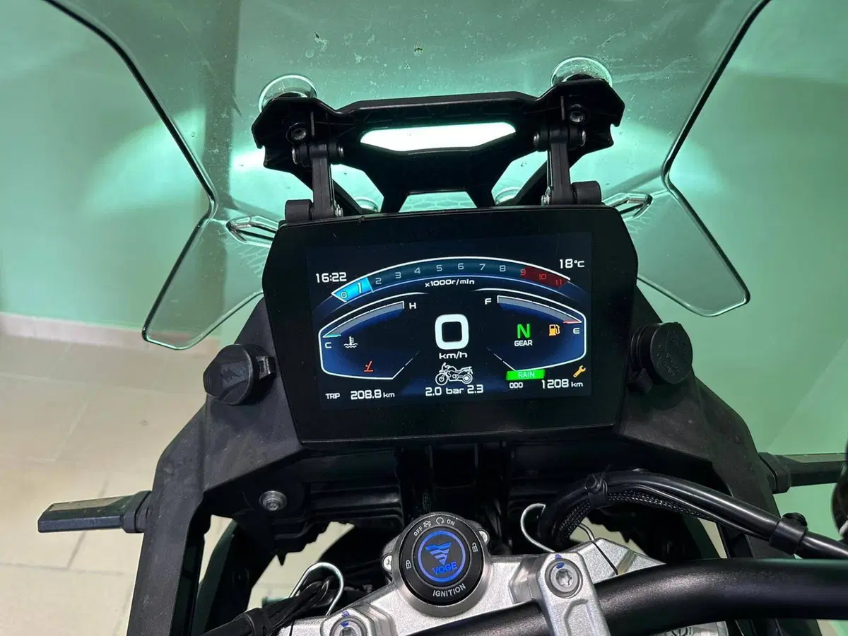Voge Valico 900DSX (2024 - 26) (4)
