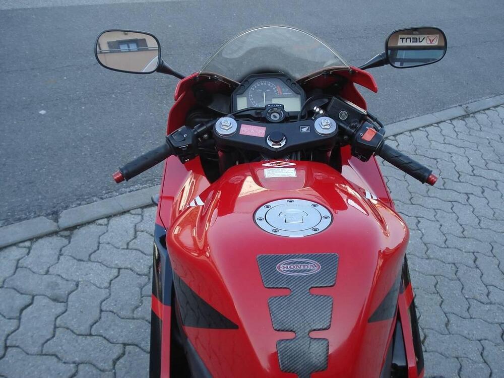 Honda CBR 600 RR (2003 - 04) (4)