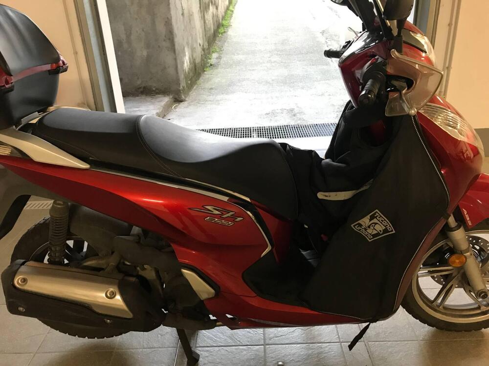 Honda SH 300 i ABS (2016 - 20) (3)