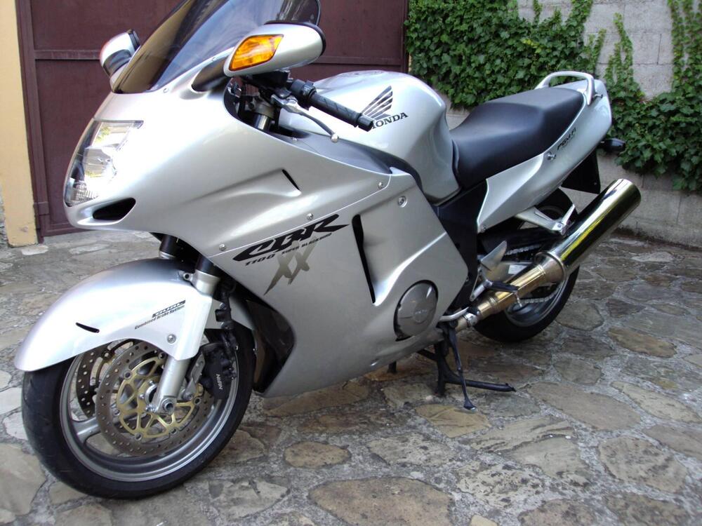 Honda CBR 1100 XX  (2001 - 06)