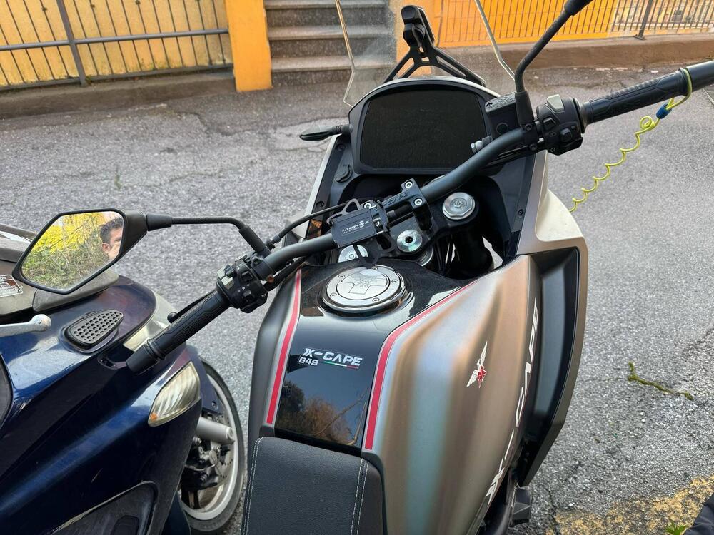 Moto Morini X-Cape 650 (2021 - 25) (4)