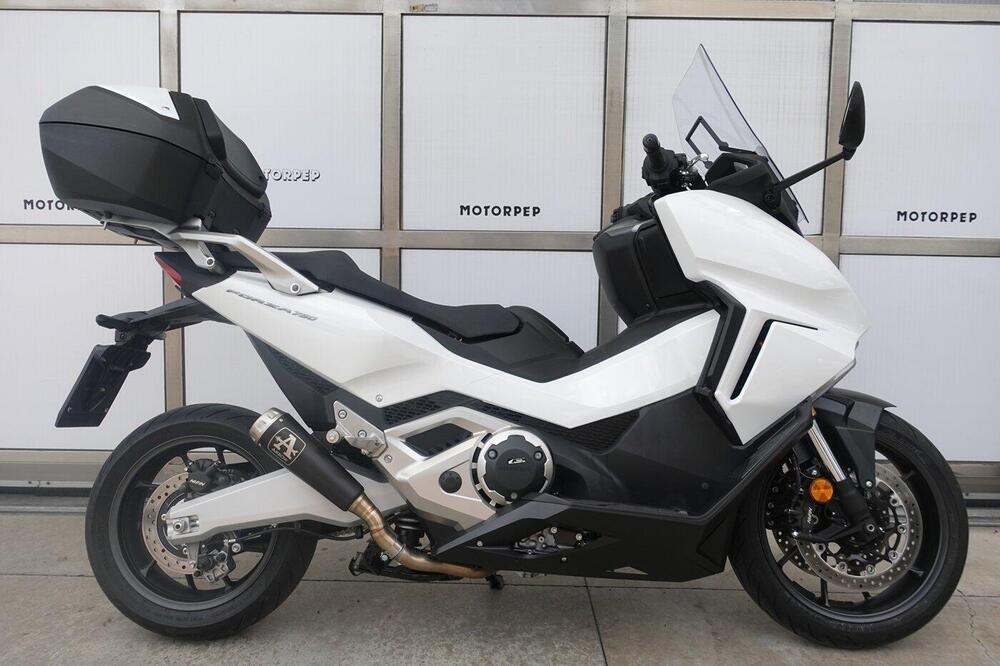 Honda Forza 750 DCT Urban (2021 - 24) (2)