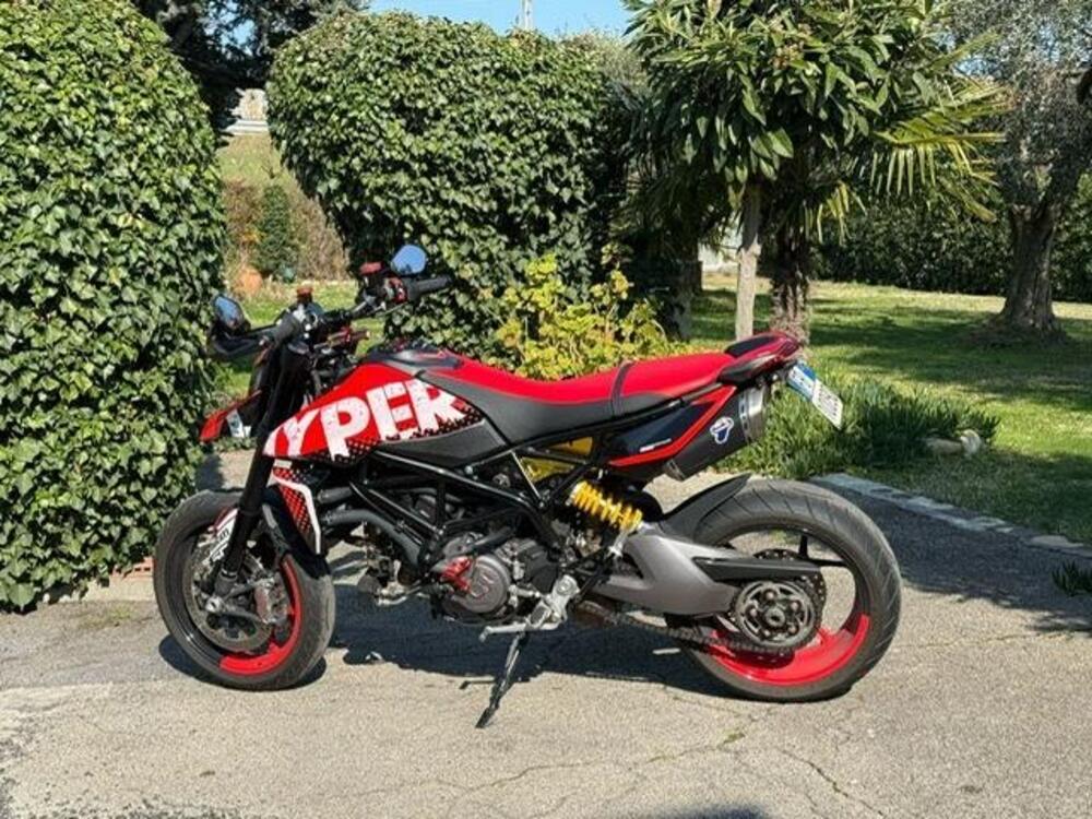 Ducati Hypermotard 950 RVE (2022 - 25) (2)