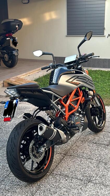 KTM 125 Duke (2021 - 23) (2)