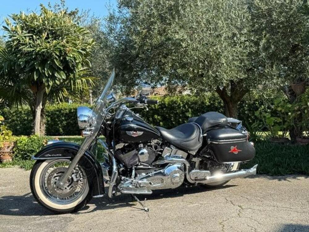 Harley-Davidson 1450 Deluxe (2005 - 06) - FLSTNI (2)