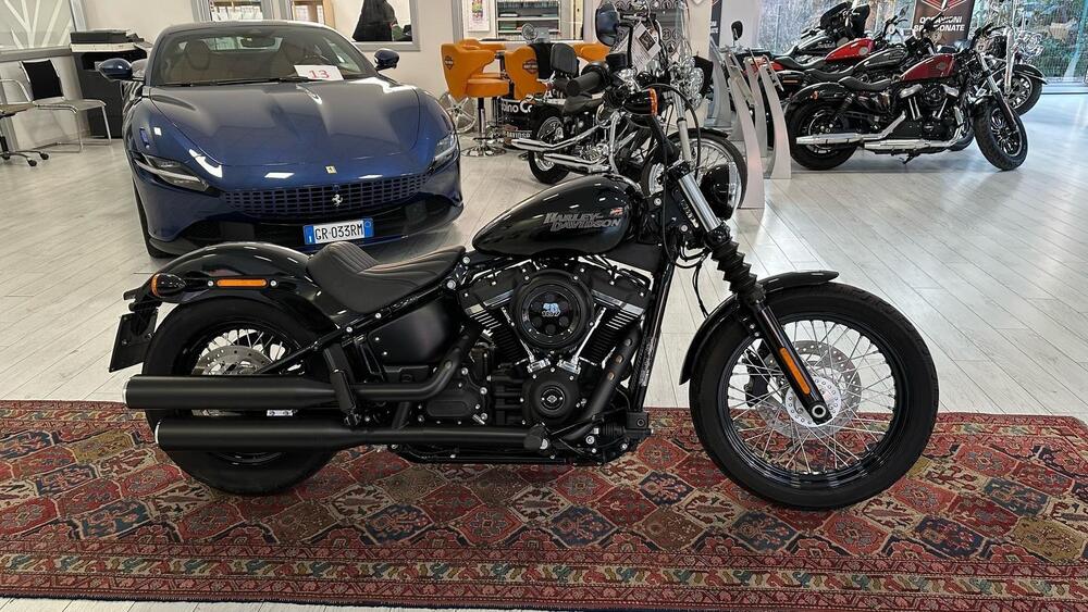 Harley-Davidson 107 Street Bob (2018 - 20) - FXBB (2)