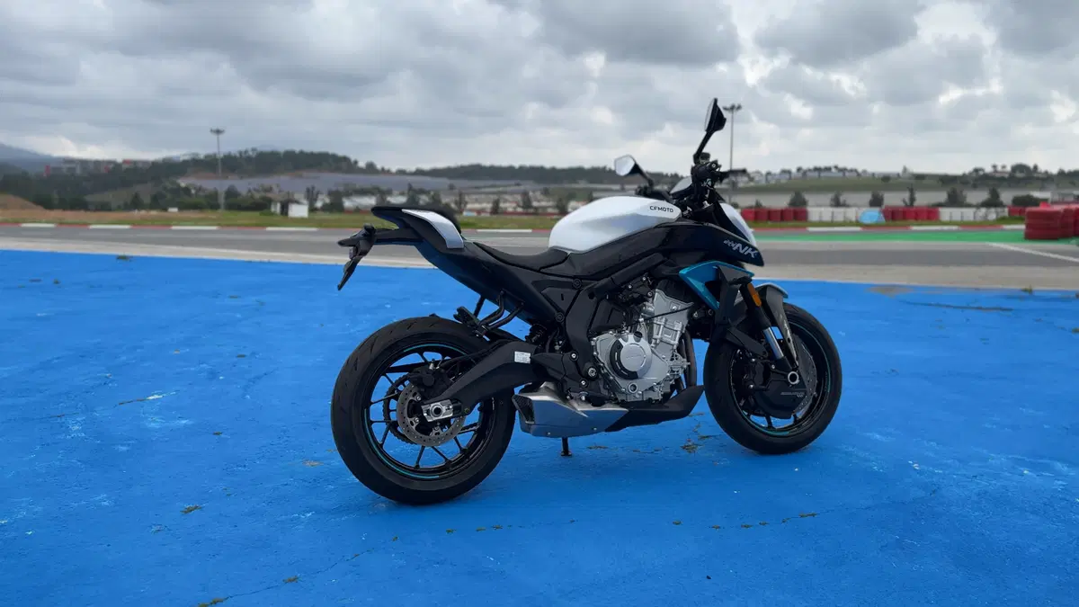 CFMOTO 675NK TEST [VIDEO E GALLERY] (6)