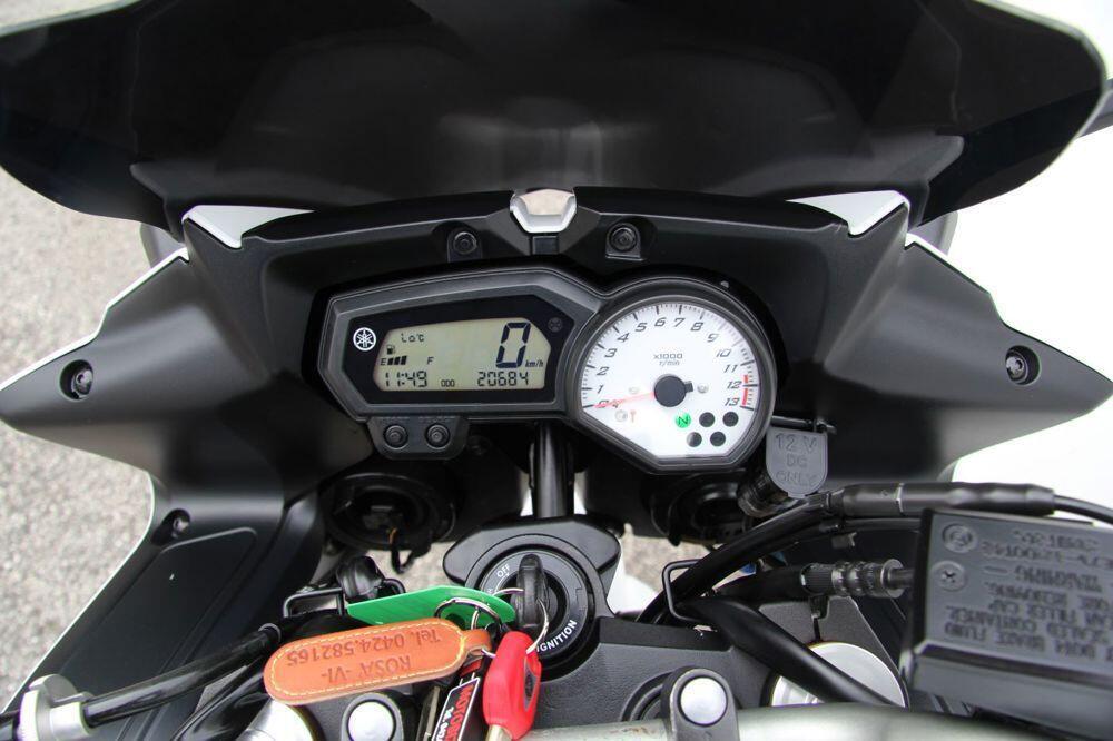 Yamaha Fazer 8 (2010 - 16) (5)