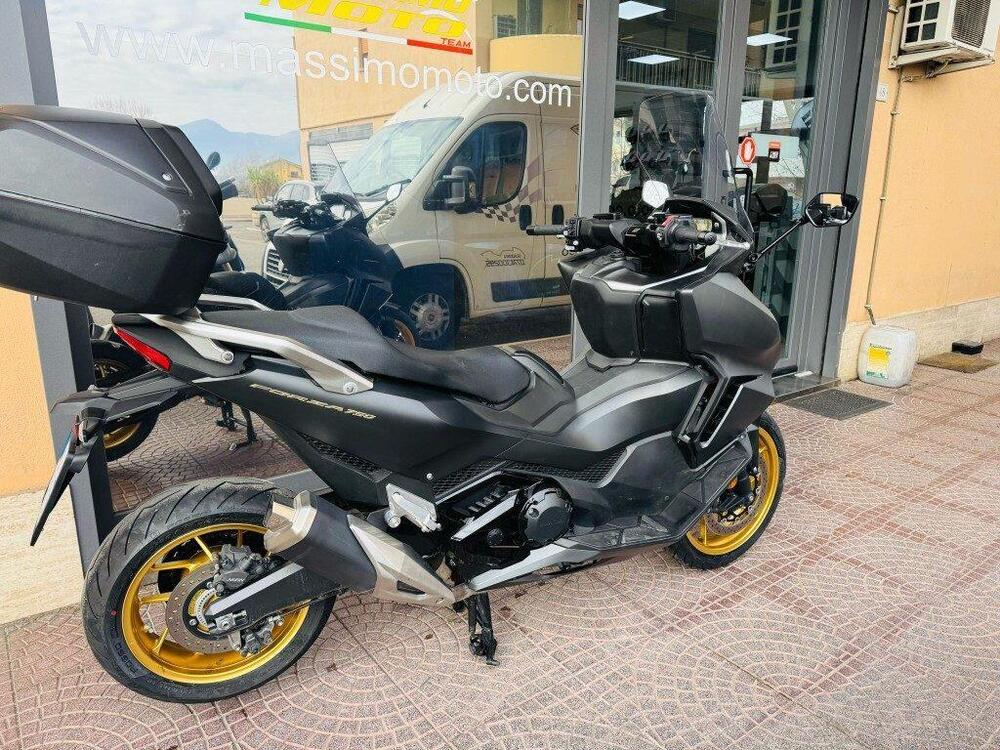 Honda Forza 750 DCT (2021 - 24) (5)