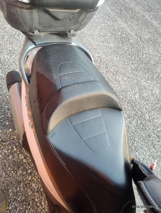 Piaggio Beverly 350 SportTouring ie (2011 - 15) (2)