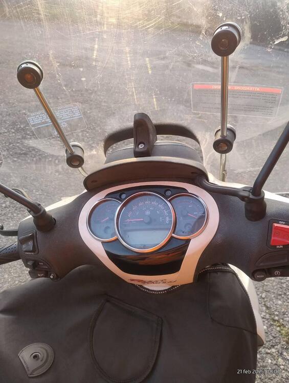 Piaggio Beverly 350 SportTouring ie (2011 - 15) (3)