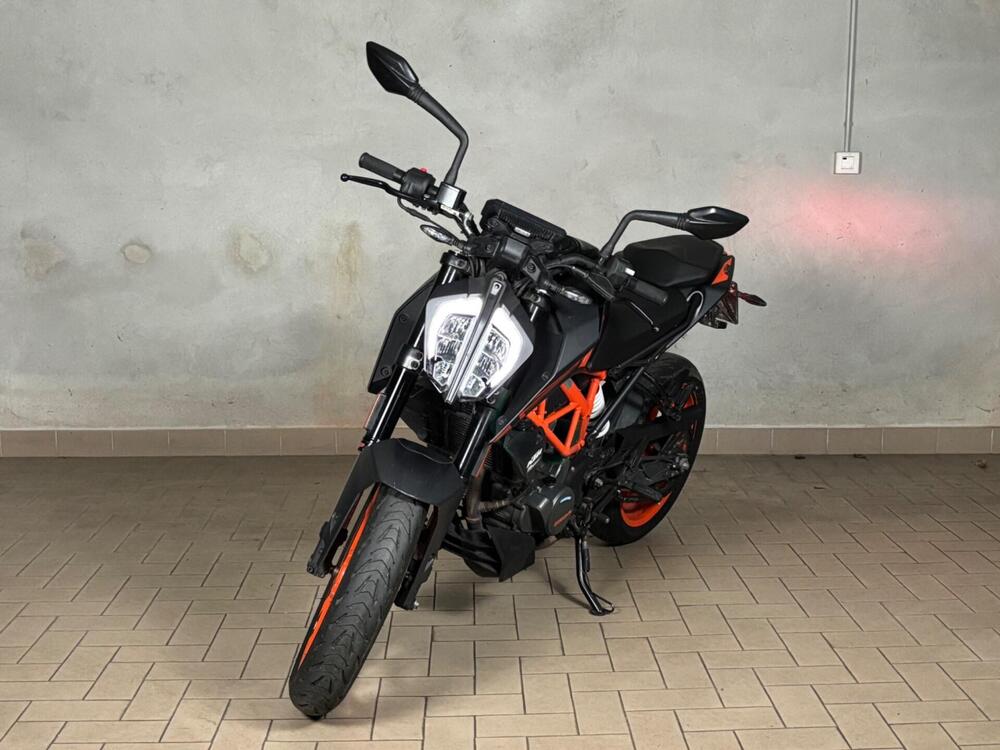 KTM 125 Duke (2021 - 23)