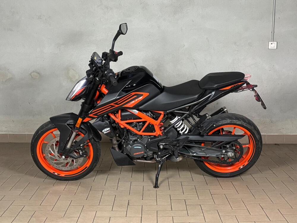 KTM 125 Duke (2021 - 23) (4)