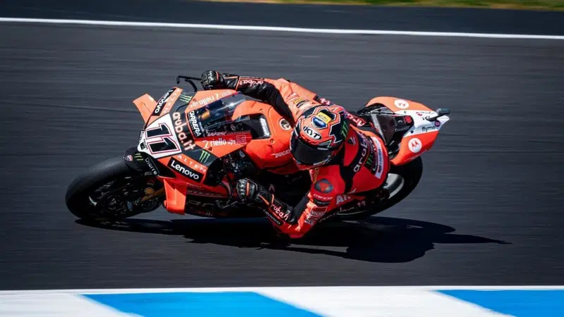 SBK 2025. Nicol&ograve; Bulega: &ldquo;La regola del flag to flag non mi piace. &Egrave; stupida