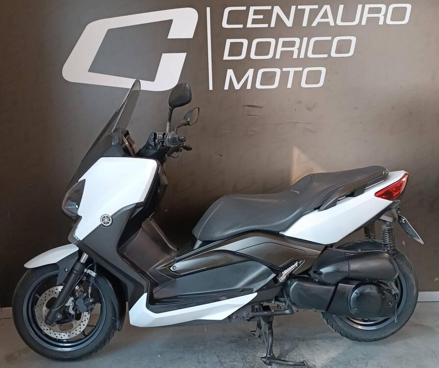 Yamaha X-Max 250 (2014 - 16) (2)